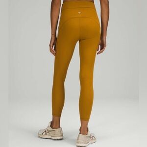 Brand New/ NWT Lululemon Power Thru HR leggings 25”. Size 10